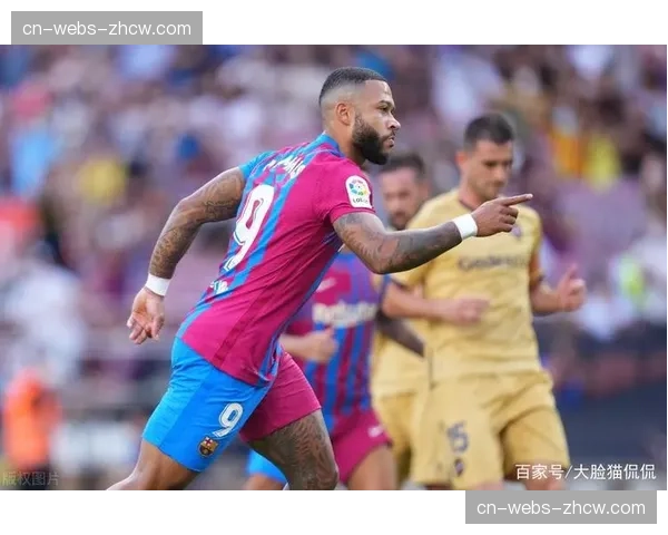 特写：伤愈复出首球，乌迪内斯老将德乌洛费uu泪洒弗留利