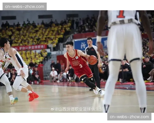 山西汾酒对阵广东东阳光，两队争夺季后赛有利位置